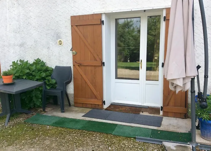 ゲストハウス Independante + Sanitaire Pres Centre 3*