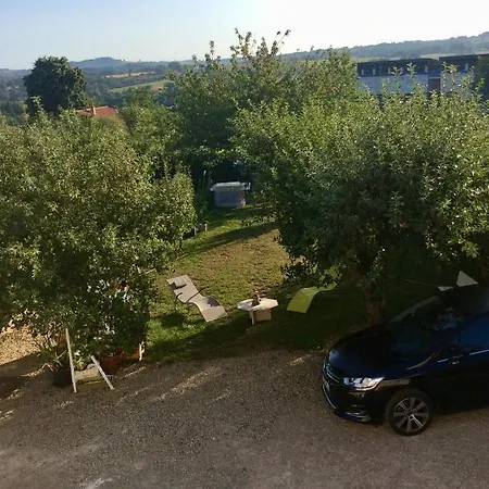 Independante + Sanitaire Pres Centre Gasthof