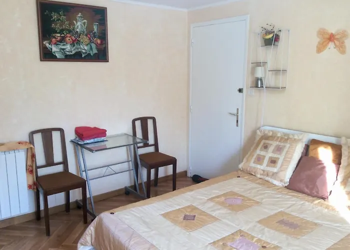 Independante + Sanitaire Pres Centre Gasthuis Rignac (Aveyron)